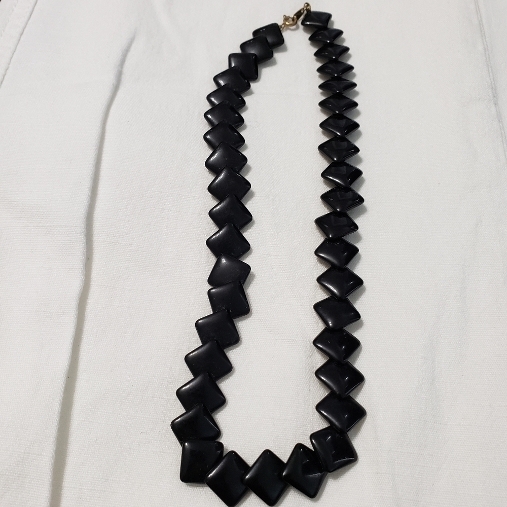 Cute black necklace